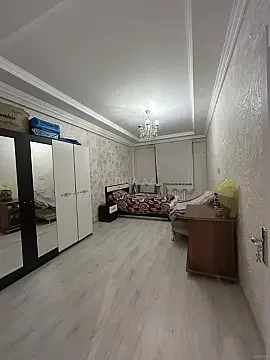 Kirayə verilir 2 otaqlı mənzil 80 m²