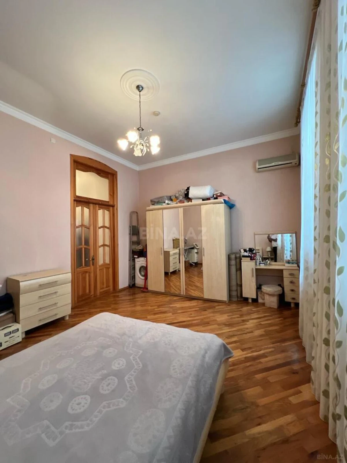 Kirayə verilir 3 otaqlı mənzil 110 m²