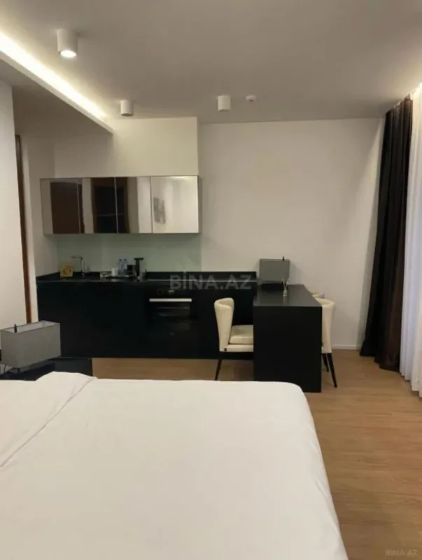 Satılır 1 otaqlı mənzil 55 m²