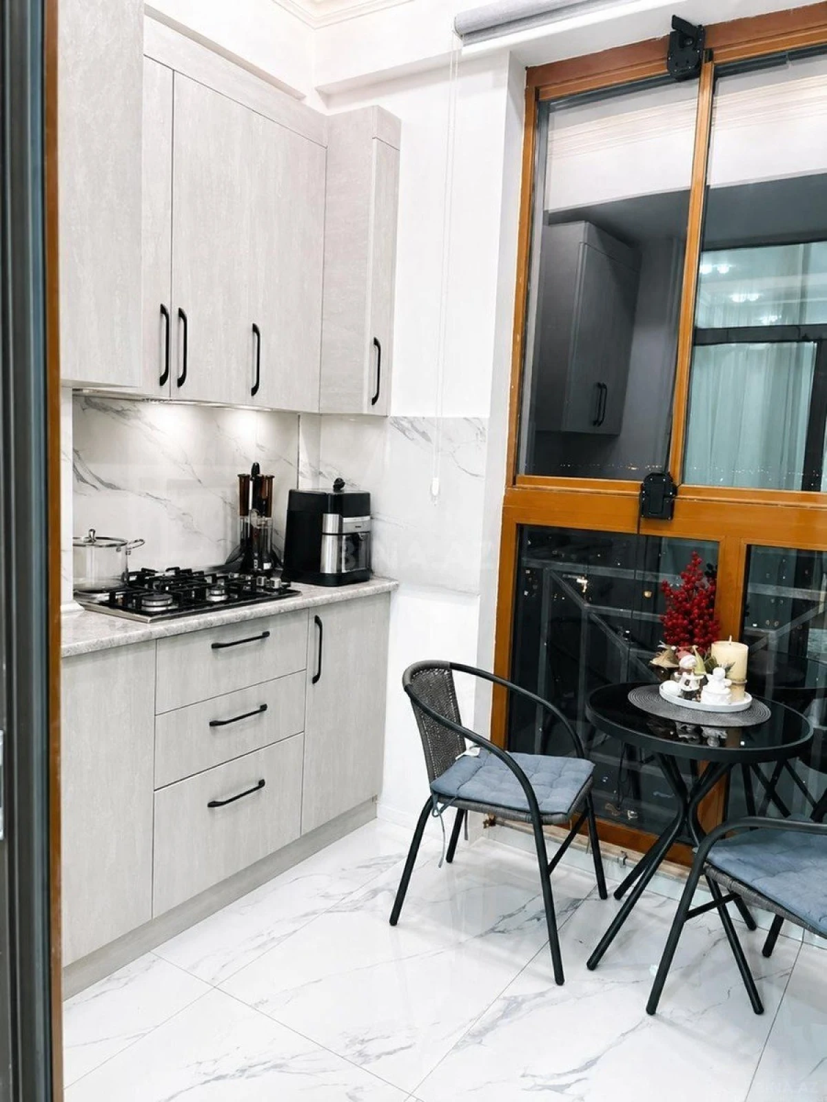 Satılır 2 otaqlı mənzil 62 m²