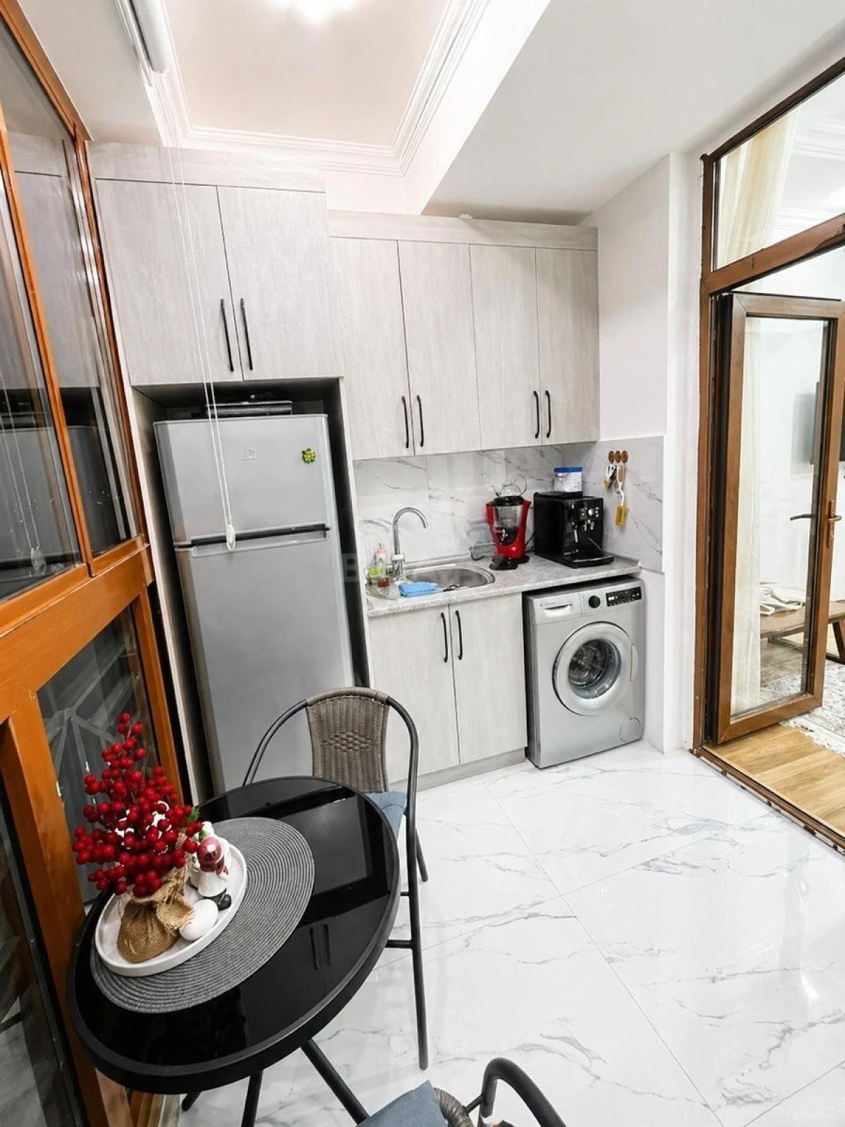 Satılır 2 otaqlı mənzil 62 m²