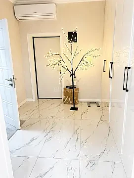 Satılır 2 otaqlı mənzil 62 m²