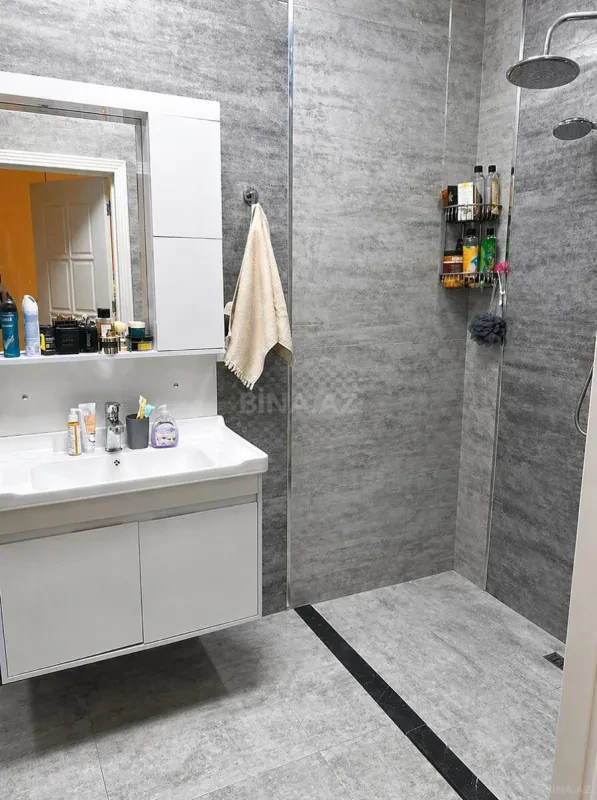 Satılır 2 otaqlı mənzil 62 m²