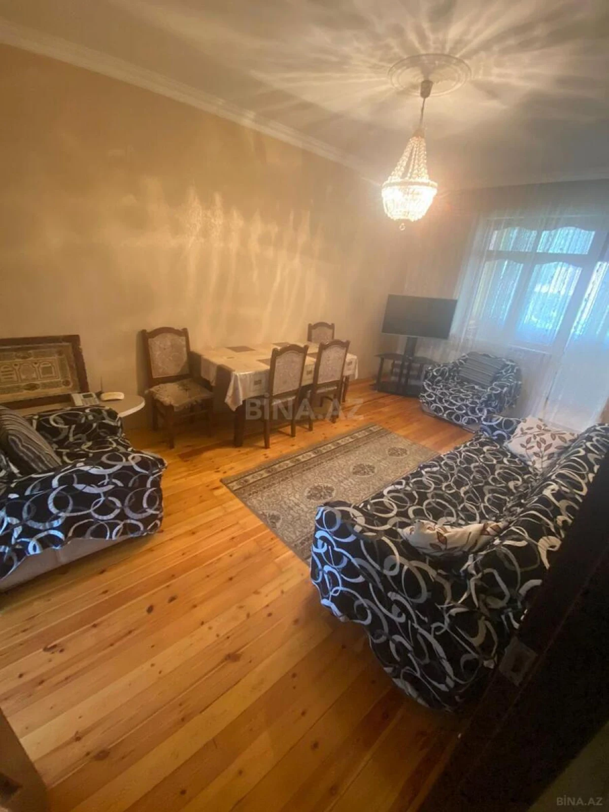 Kirayə verilir 3 otaqlı mənzil 100 m²