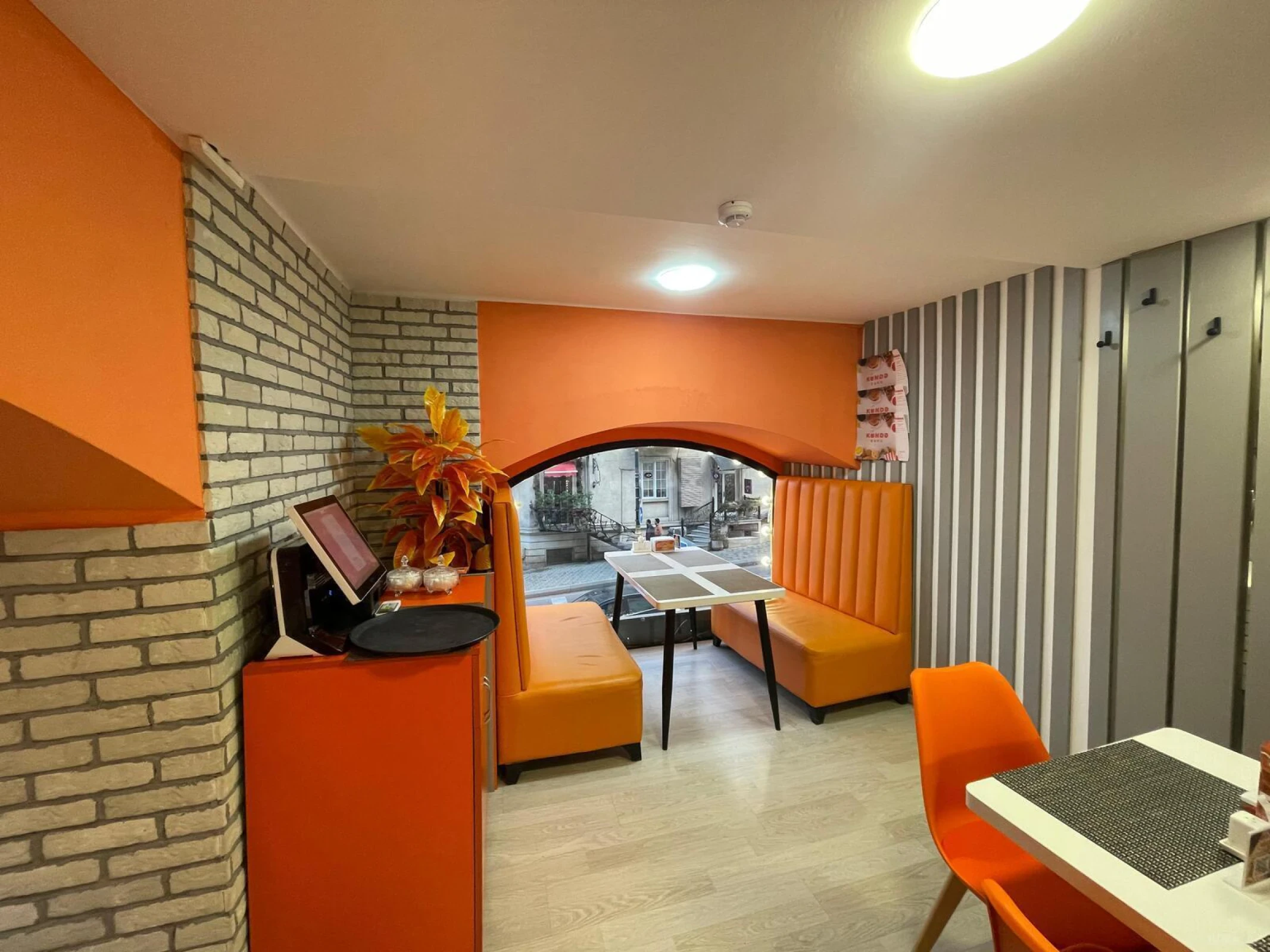 Kirayə verilir obyekt 95 m²