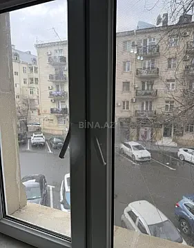 Satılır 2 otaqlı mənzil 66 m²