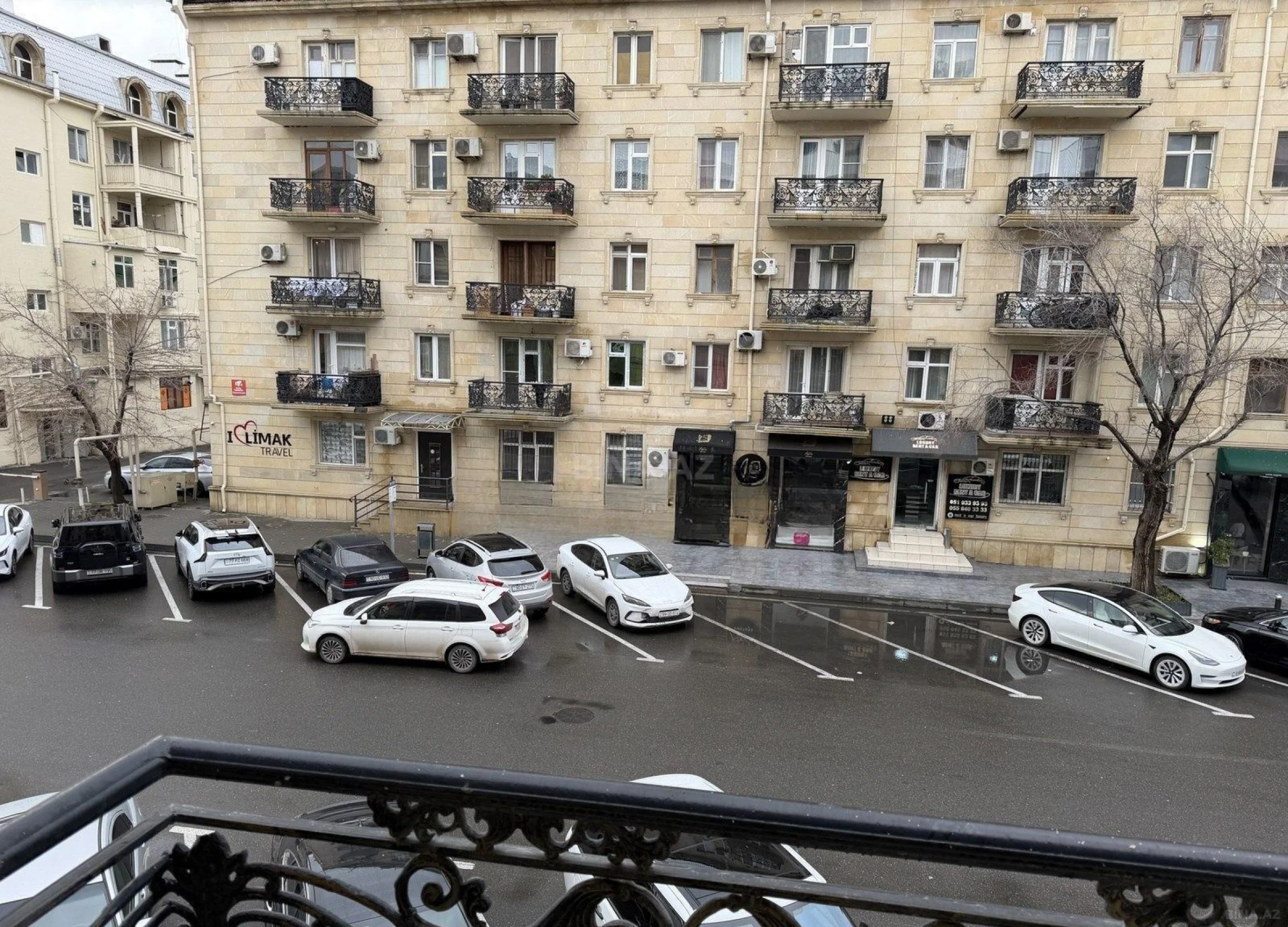 Satılır 2 otaqlı mənzil 66 m²