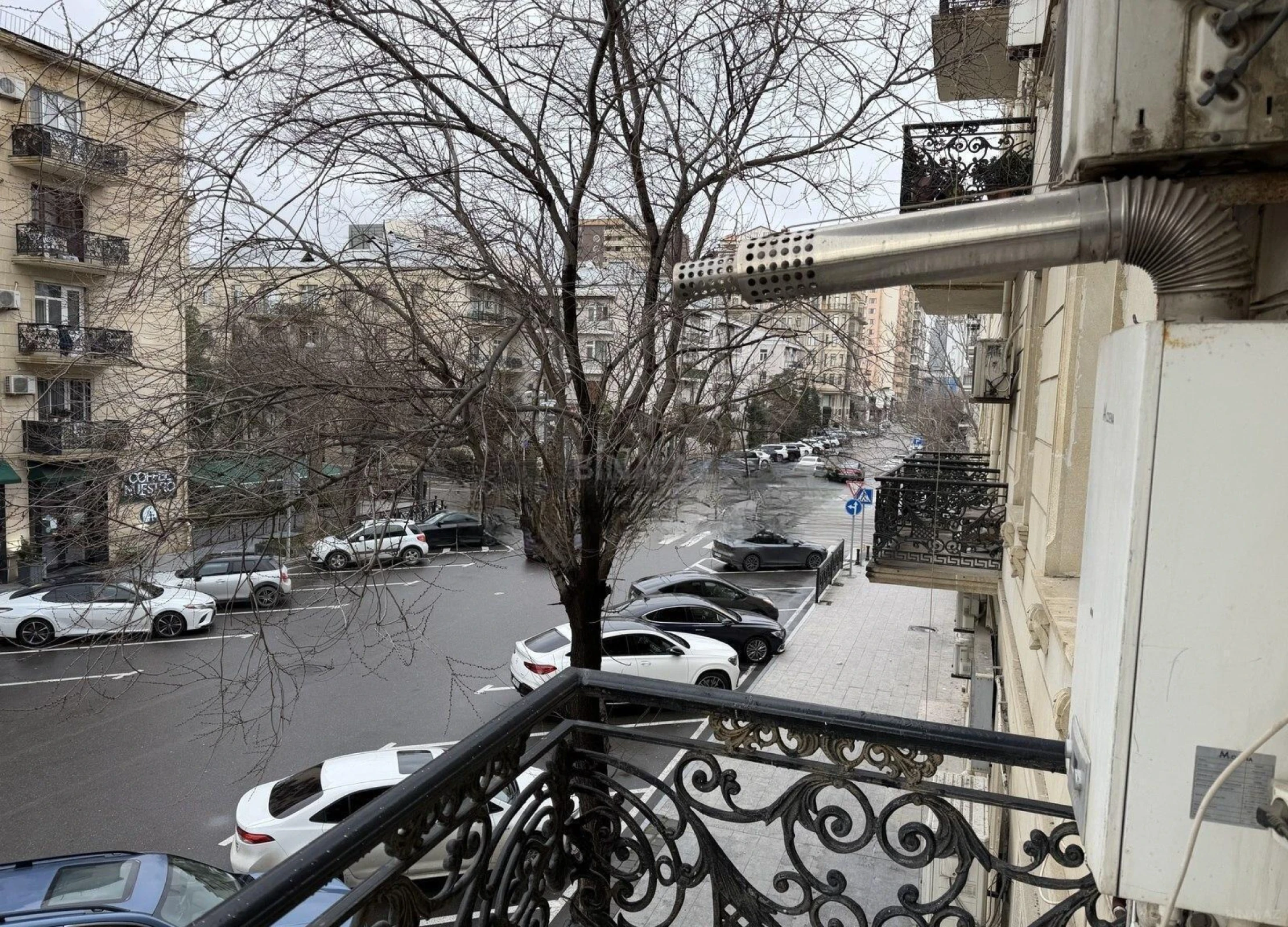Satılır 2 otaqlı mənzil 66 m²