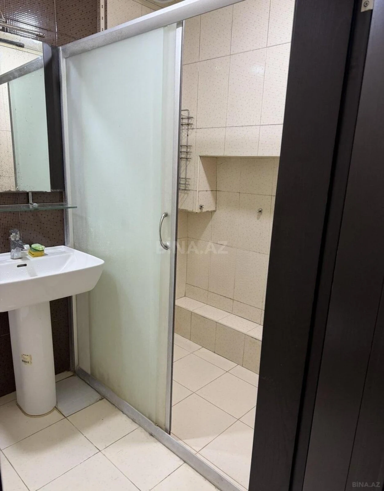Satılır 2 otaqlı mənzil 66 m²