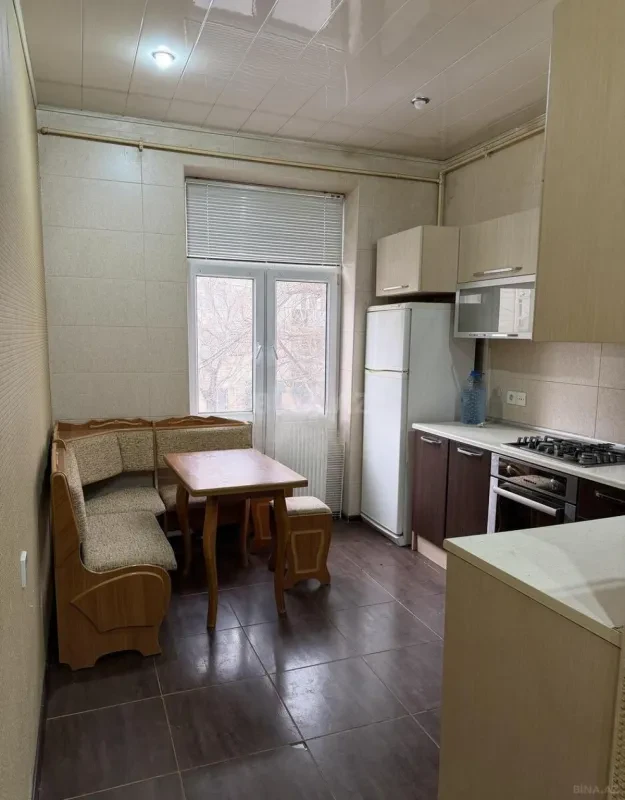 Satılır 2 otaqlı mənzil 66 m²