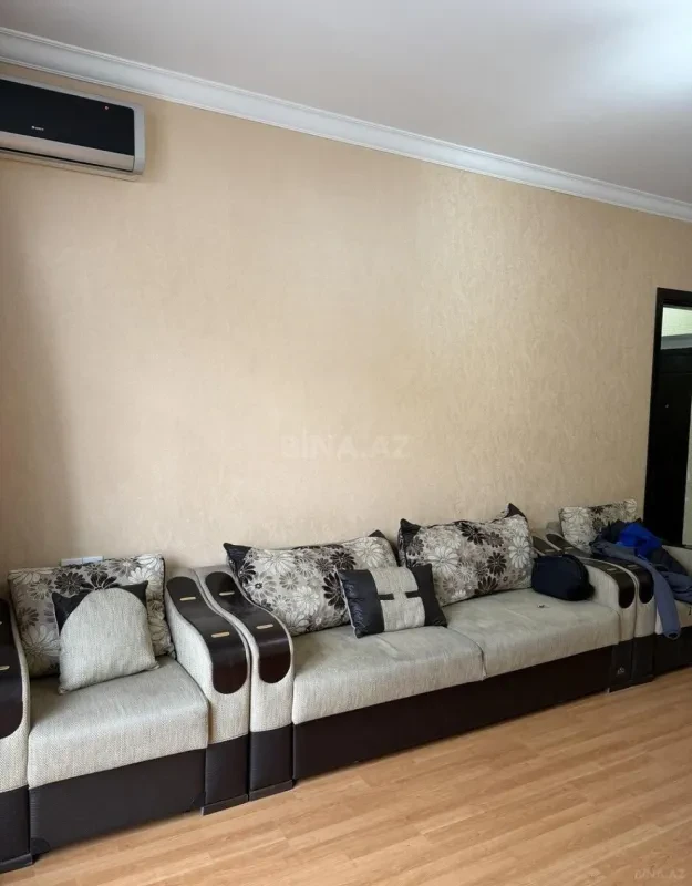 Satılır 2 otaqlı mənzil 66 m²