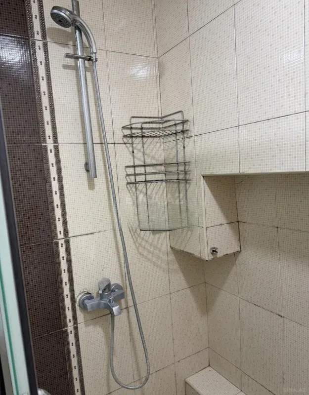 Satılır 2 otaqlı mənzil 66 m²