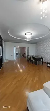 Kirayə verilir 3 otaqlı mənzil 180 m²