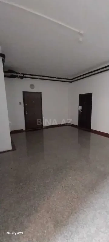 Kirayə verilir 3 otaqlı mənzil 180 m²