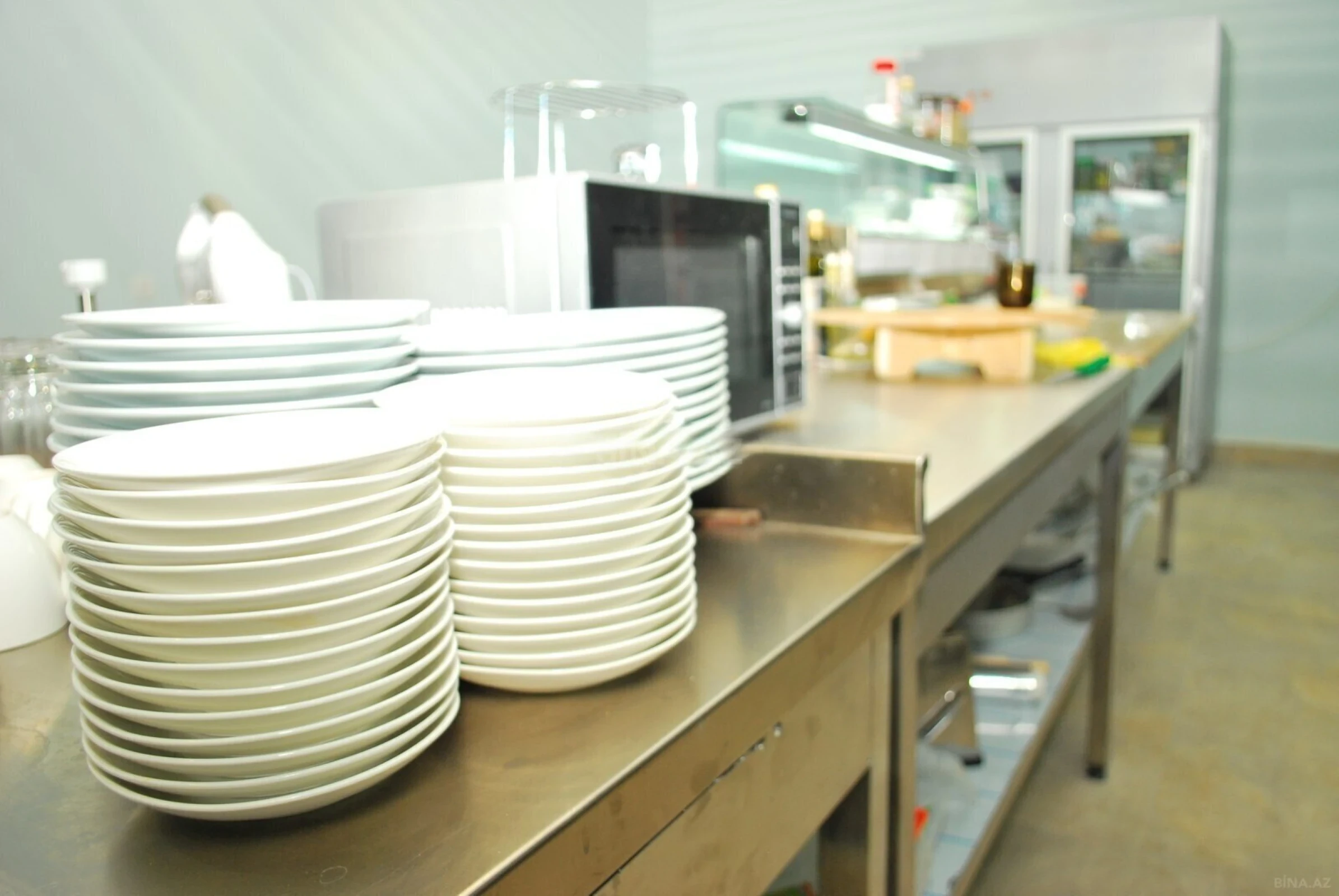 Kirayə verilir obyekt 200 m²