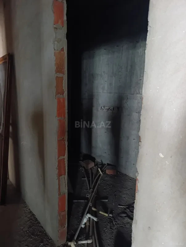 Satılır 3 otaqlı mənzil 162 m²