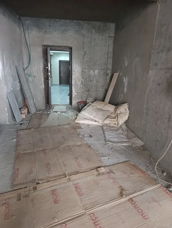 Satılır 3 otaqlı mənzil 162 m²