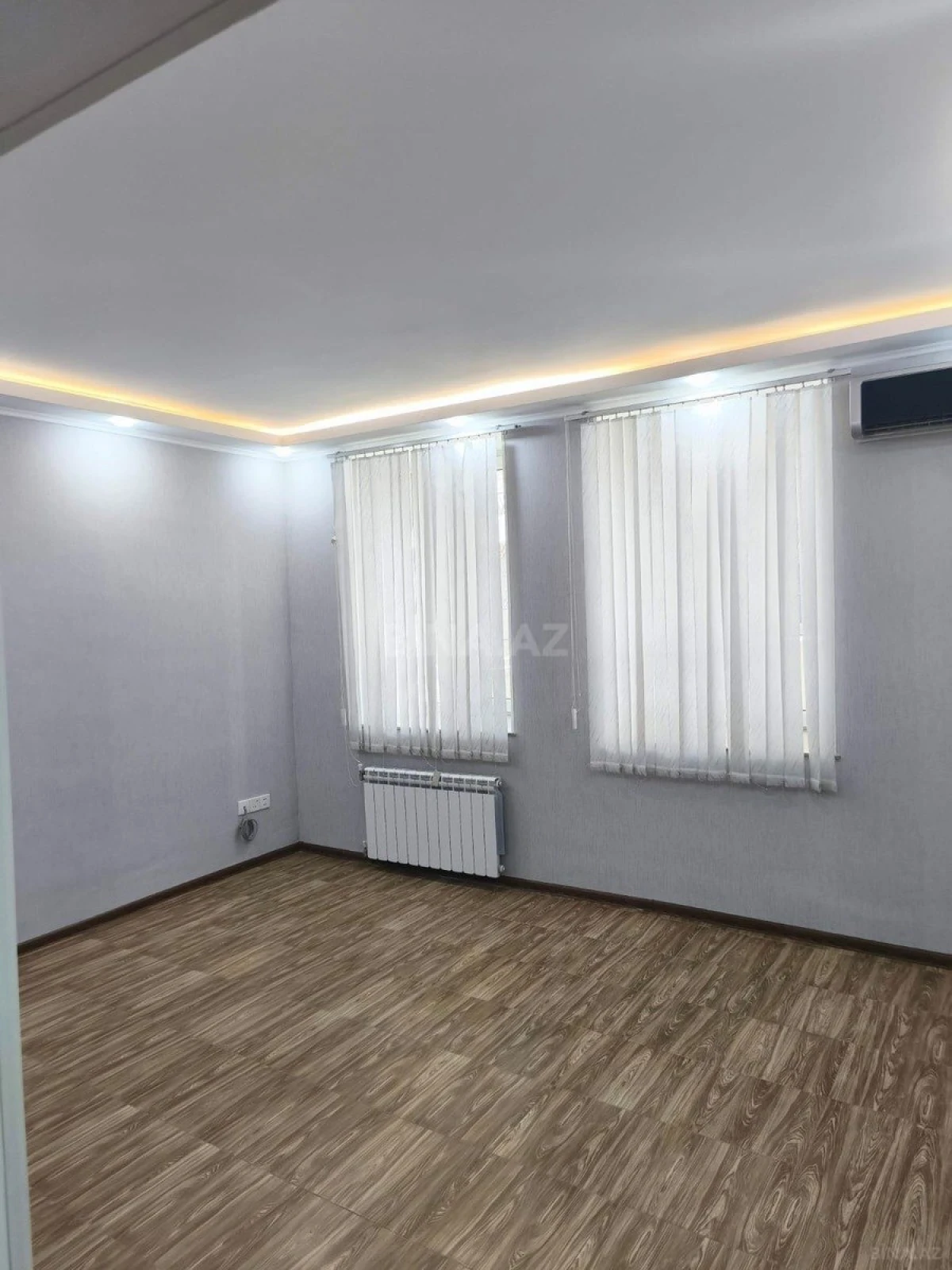 Kirayə verilir 3 otaqlı ofis 60 m²