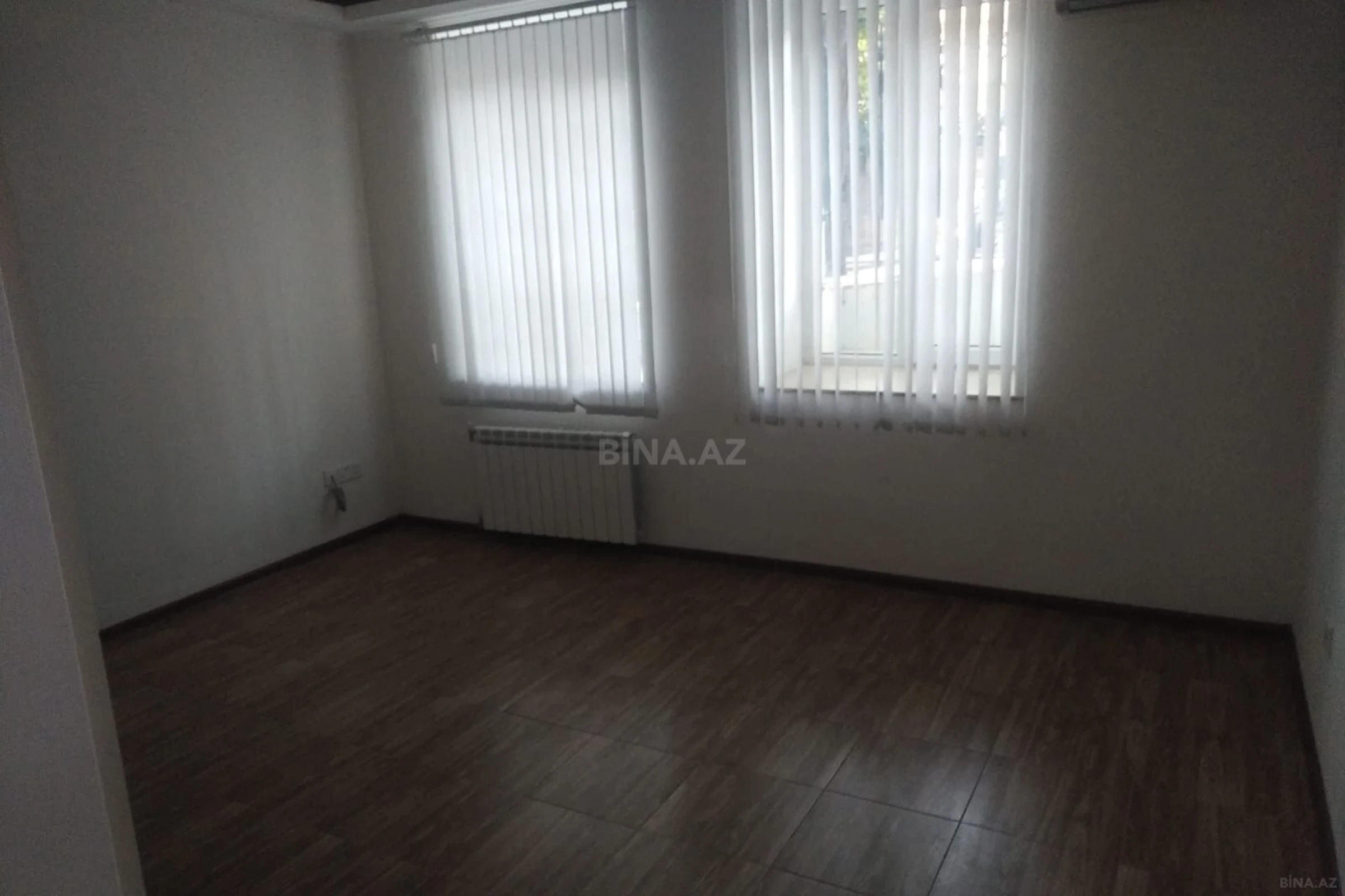 Kirayə verilir 3 otaqlı ofis 60 m²