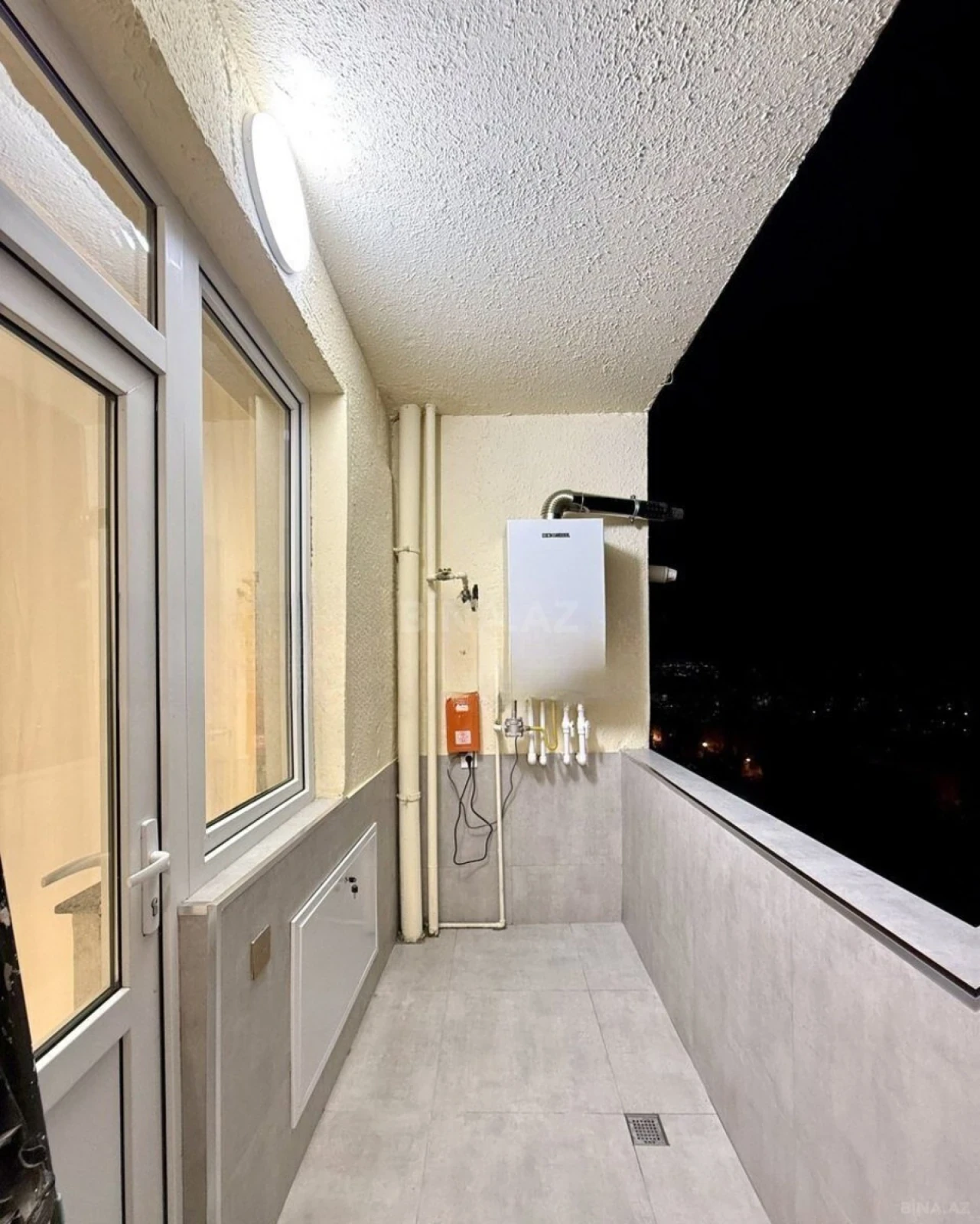 Satılır 3 otaqlı mənzil 110 m²