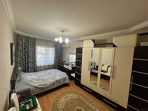 Satılır 4 otaqlı mənzil 90 m²