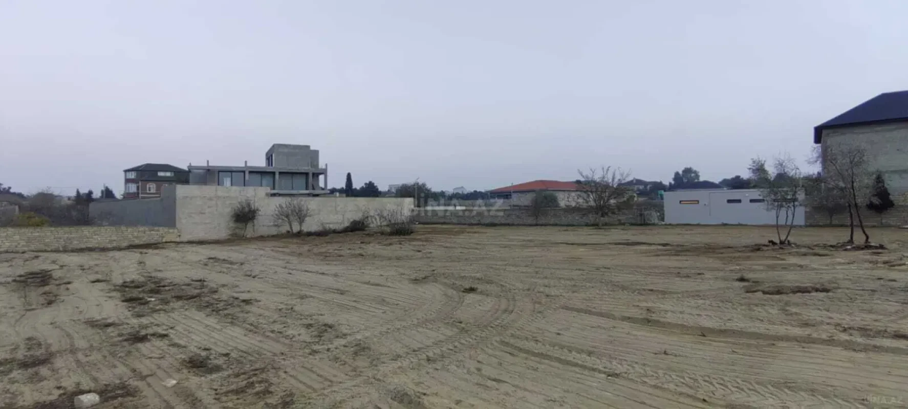 Satılır torpaq sahəsi 12 m²