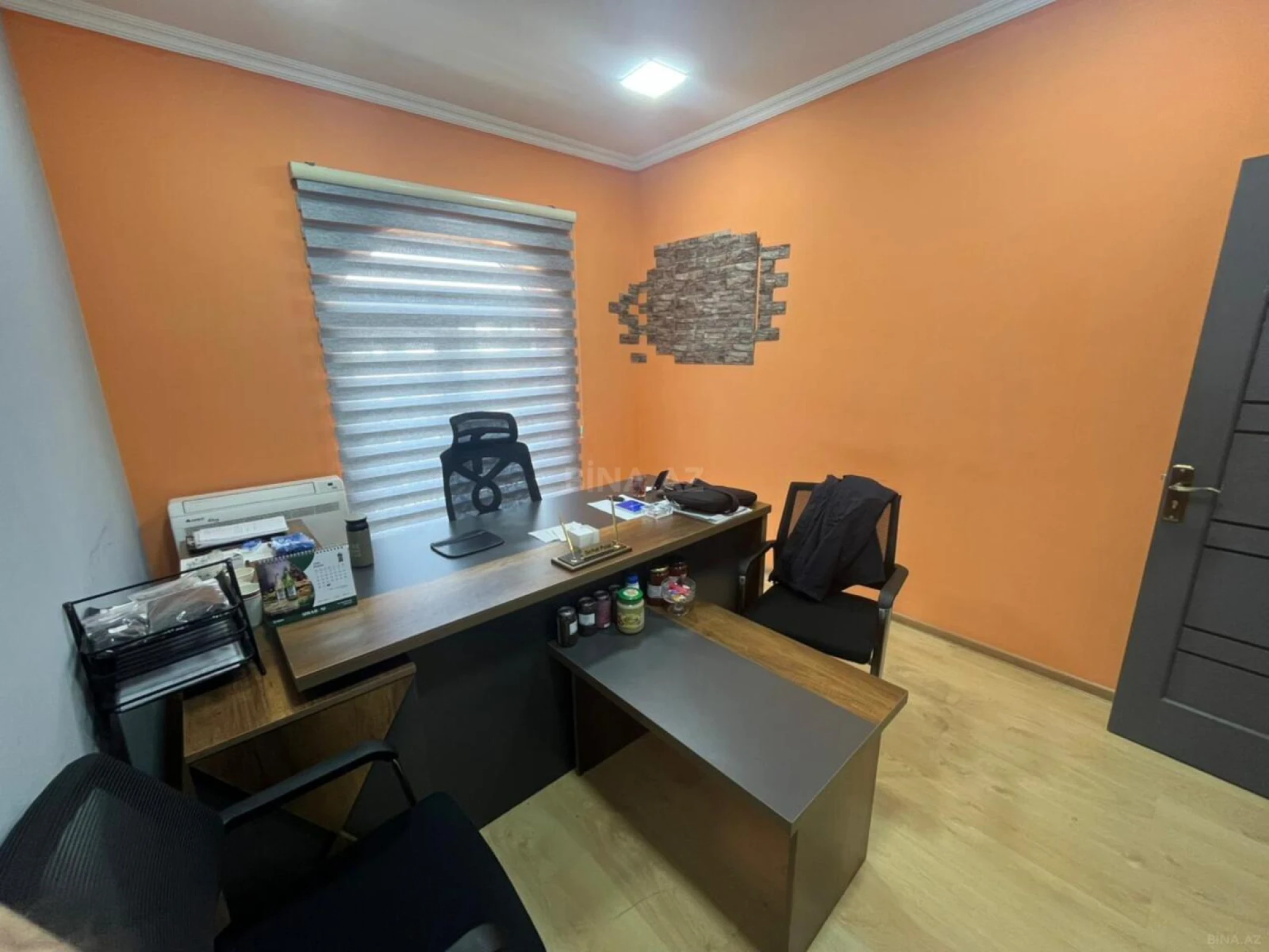 Kirayə verilir 5 otaqlı ofis 120 m²