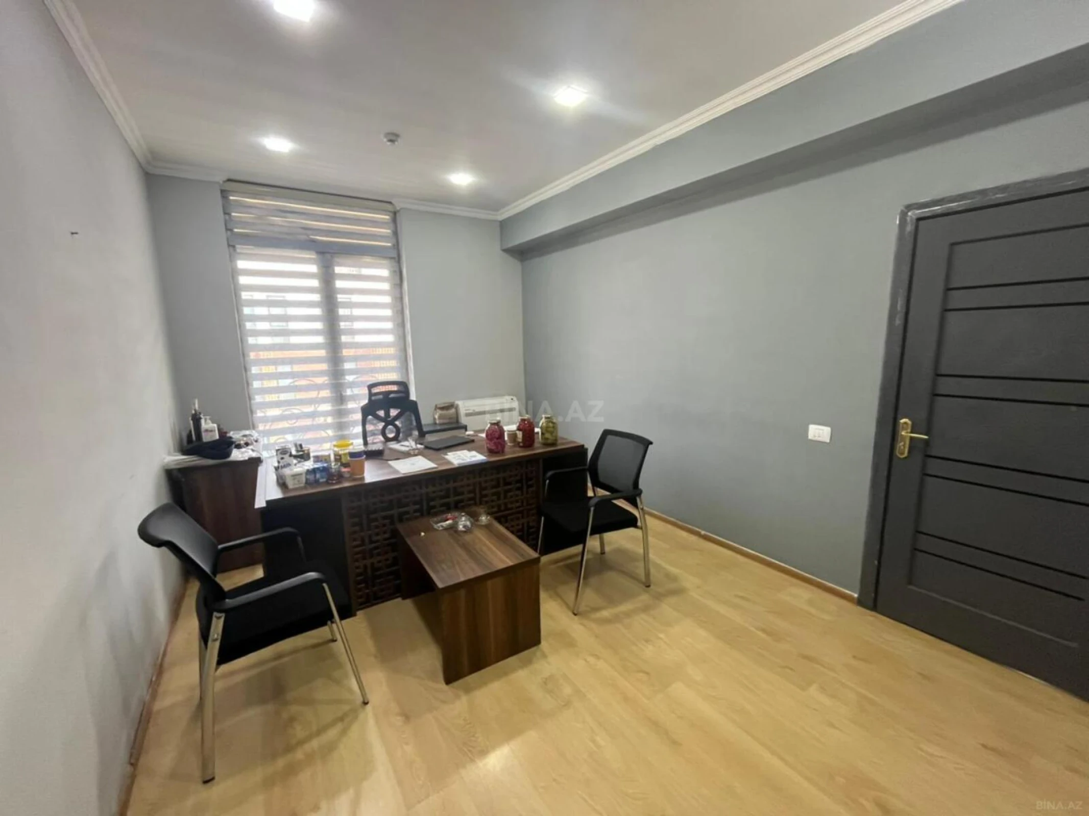 Kirayə verilir 5 otaqlı ofis 120 m²