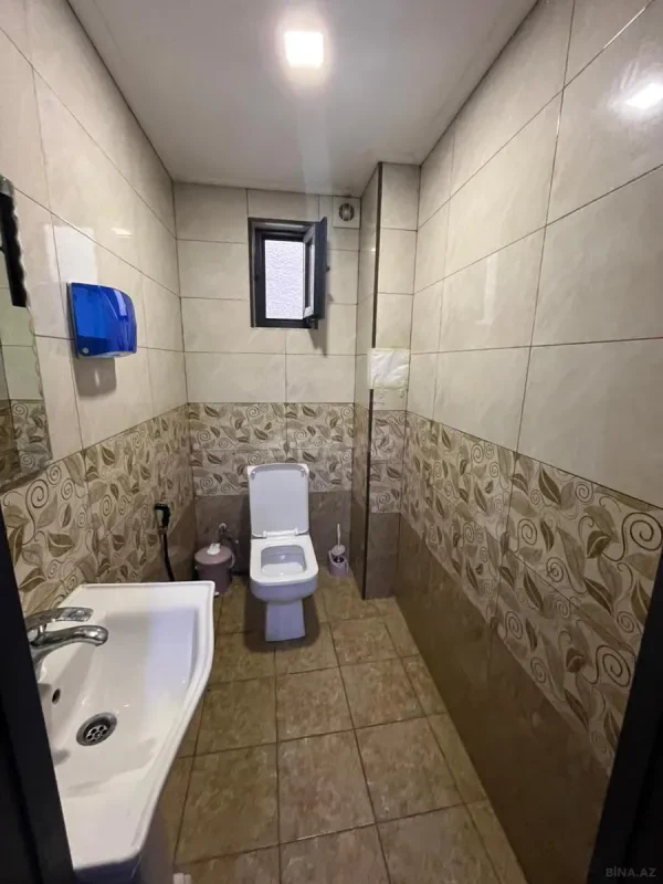 Kirayə verilir 5 otaqlı ofis 120 m²
