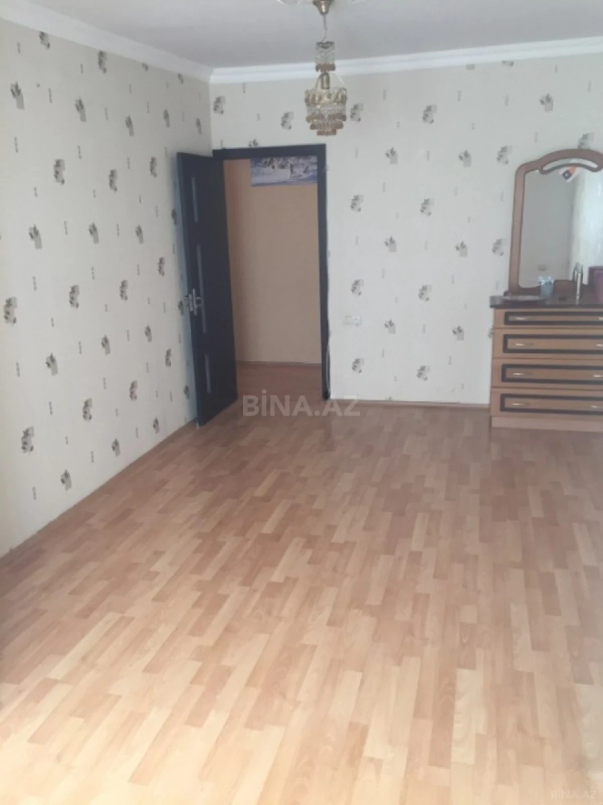 Satılır 3 otaqlı mənzil 70 m²