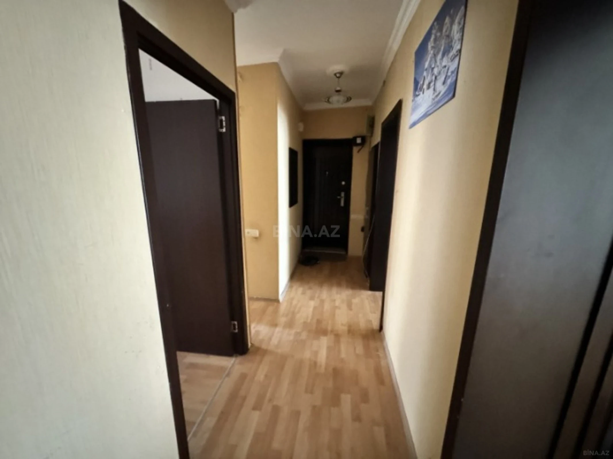 Satılır 3 otaqlı mənzil 70 m²
