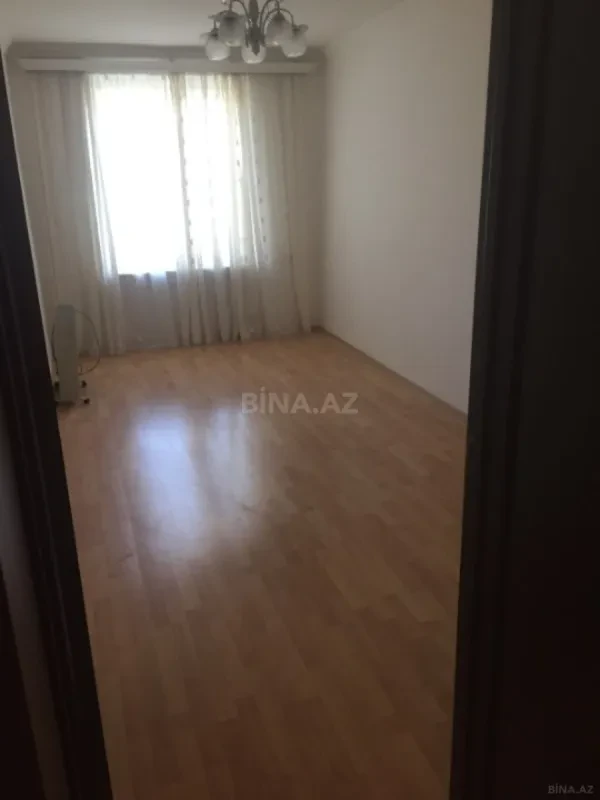 Satılır 3 otaqlı mənzil 70 m²