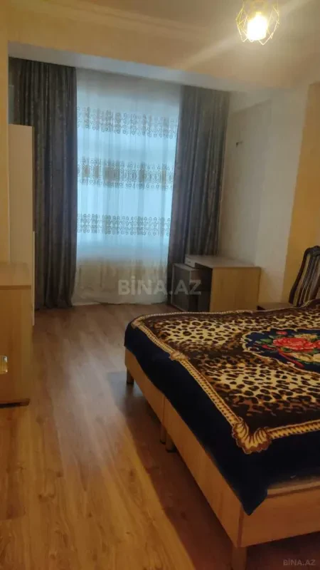 Kirayə verilir 2 otaqlı mənzil 91 m²