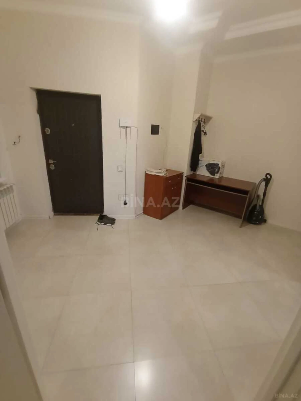 Kirayə verilir 2 otaqlı mənzil 91 m²