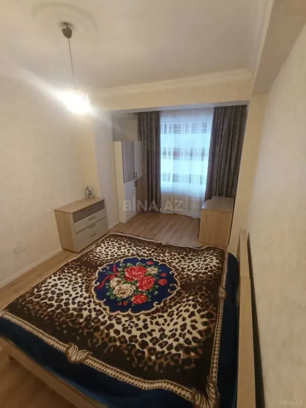 Kirayə verilir 2 otaqlı mənzil 91 m²