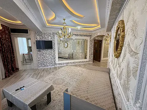 Kirayə verilir 2 otaqlı mənzil 60 m²