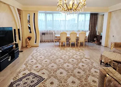Satılır 4 otaqlı mənzil 120 m² — Bakı, Yasamal 4 otaq 120.00 m²