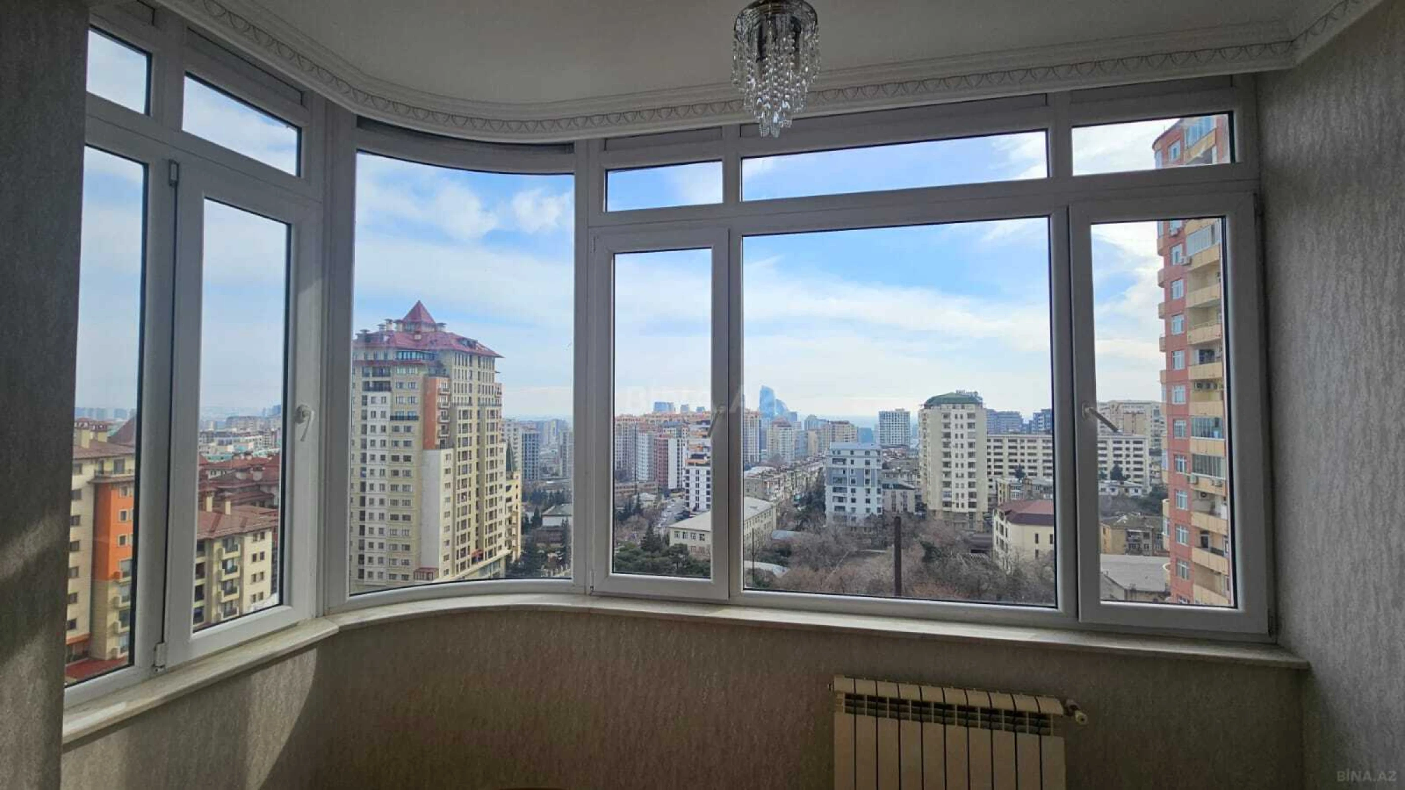 Kirayə verilir 3 otaqlı mənzil 128 m²