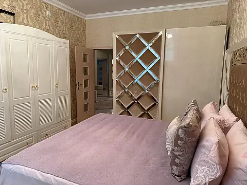 Satılır 3 otaqlı mənzil 88 m²