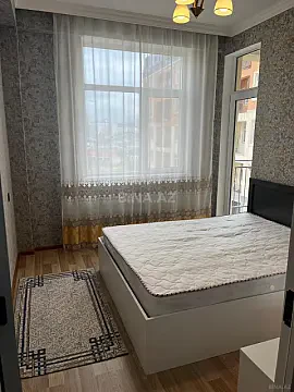 Kirayə verilir 2 otaqlı mənzil 40 m²