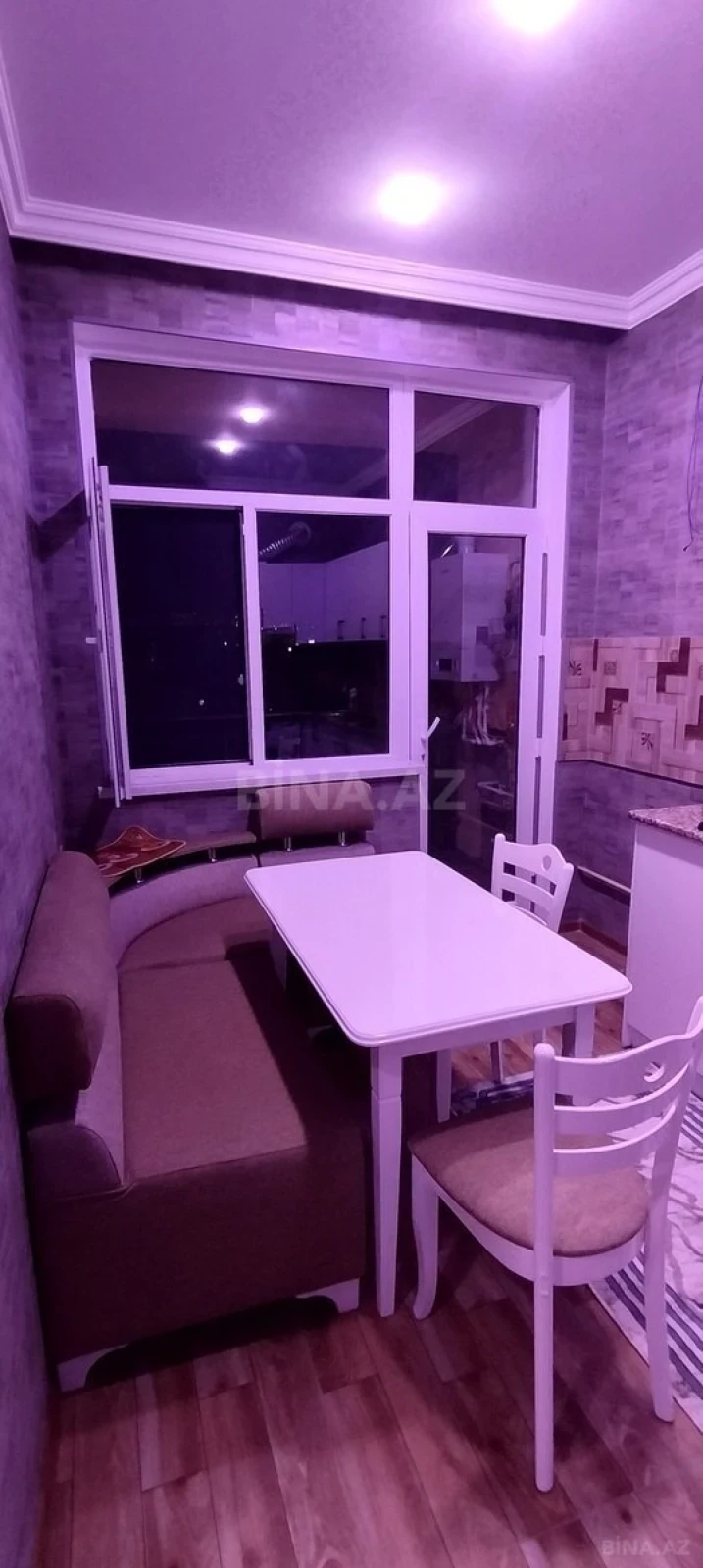 Kirayə verilir 2 otaqlı mənzil 40 m²