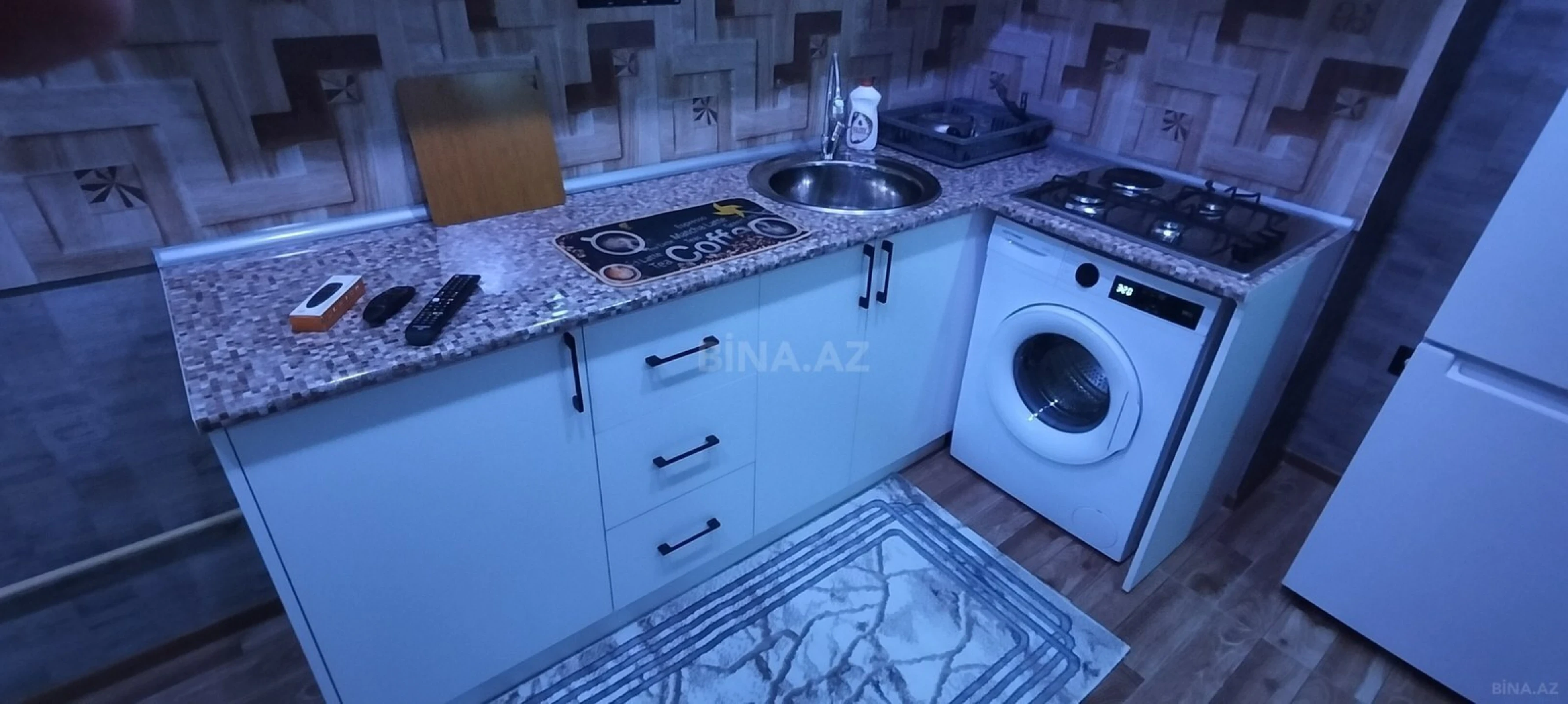 Kirayə verilir 2 otaqlı mənzil 40 m²