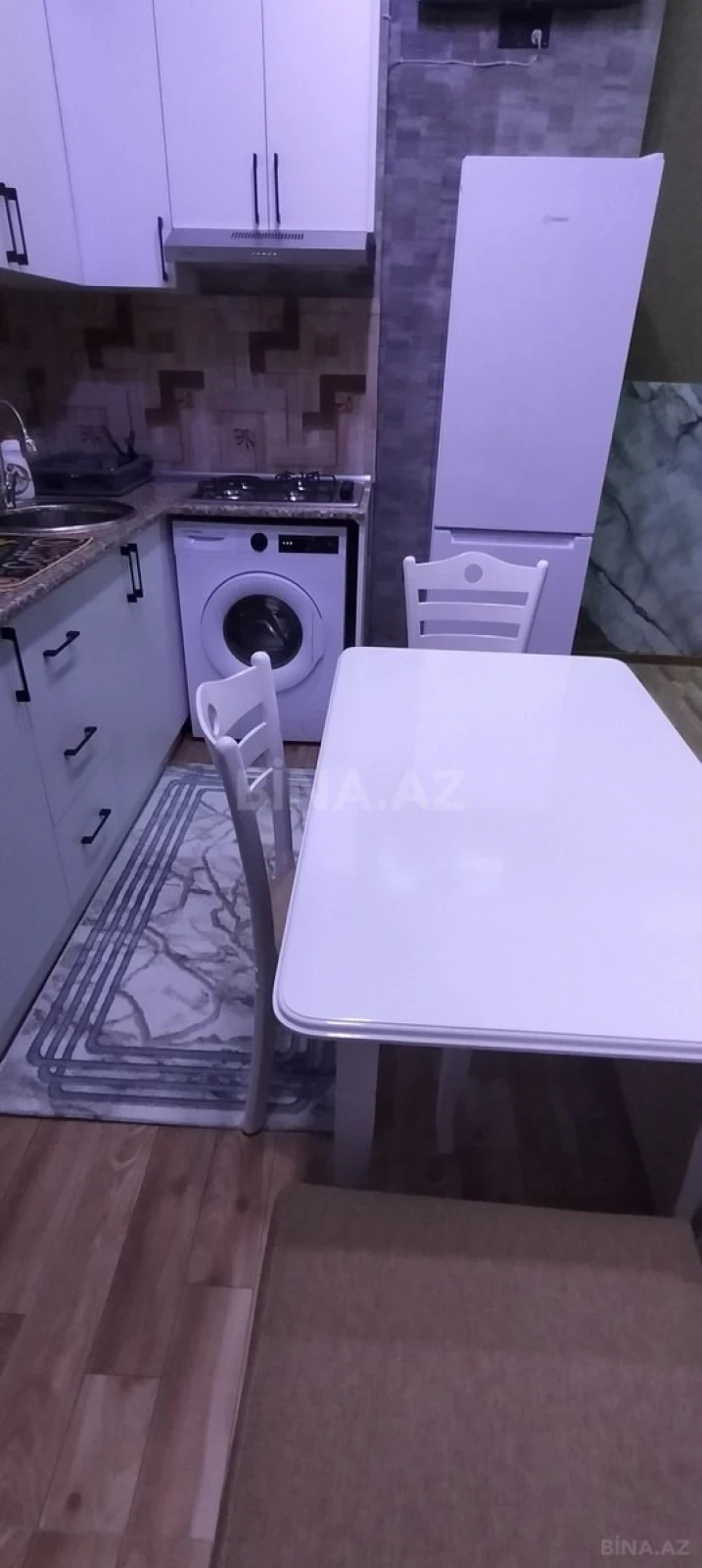 Kirayə verilir 2 otaqlı mənzil 40 m²