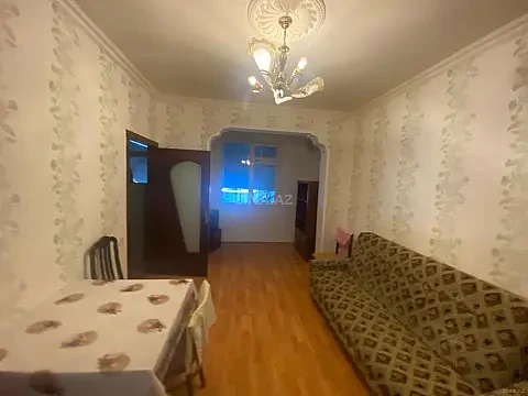 Kirayə verilir 2 otaqlı mənzil 75 m²