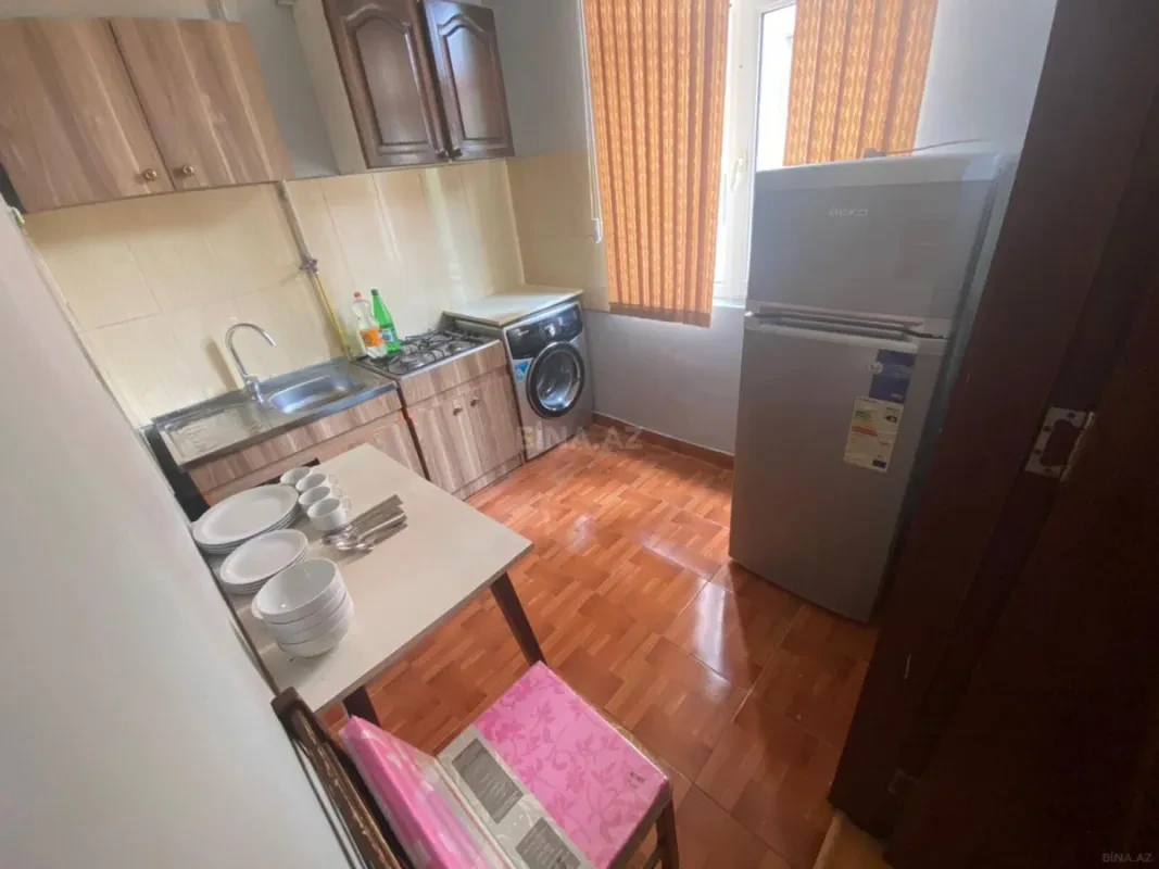 Kirayə verilir 2 otaqlı mənzil 75 m²