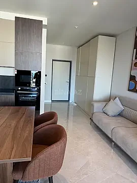 Satılır 1 otaqlı mənzil 57 m²