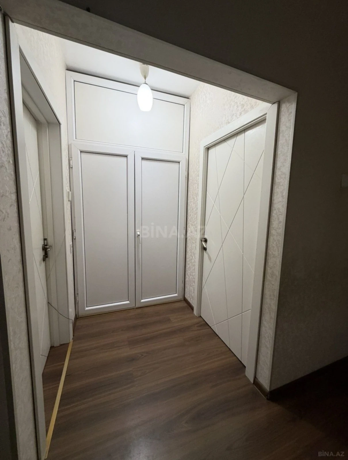 Satılır obyekt 60 m²