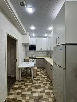 Kirayə verilir 2 otaqlı mənzil 65 m²