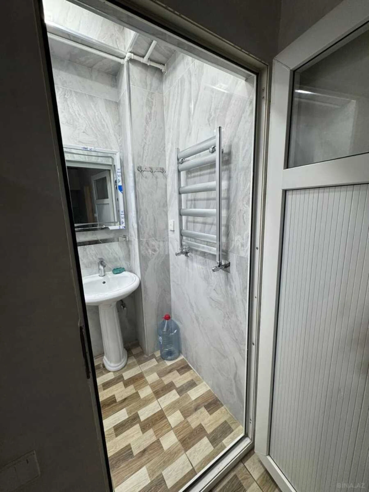 Kirayə verilir 2 otaqlı mənzil 65 m²