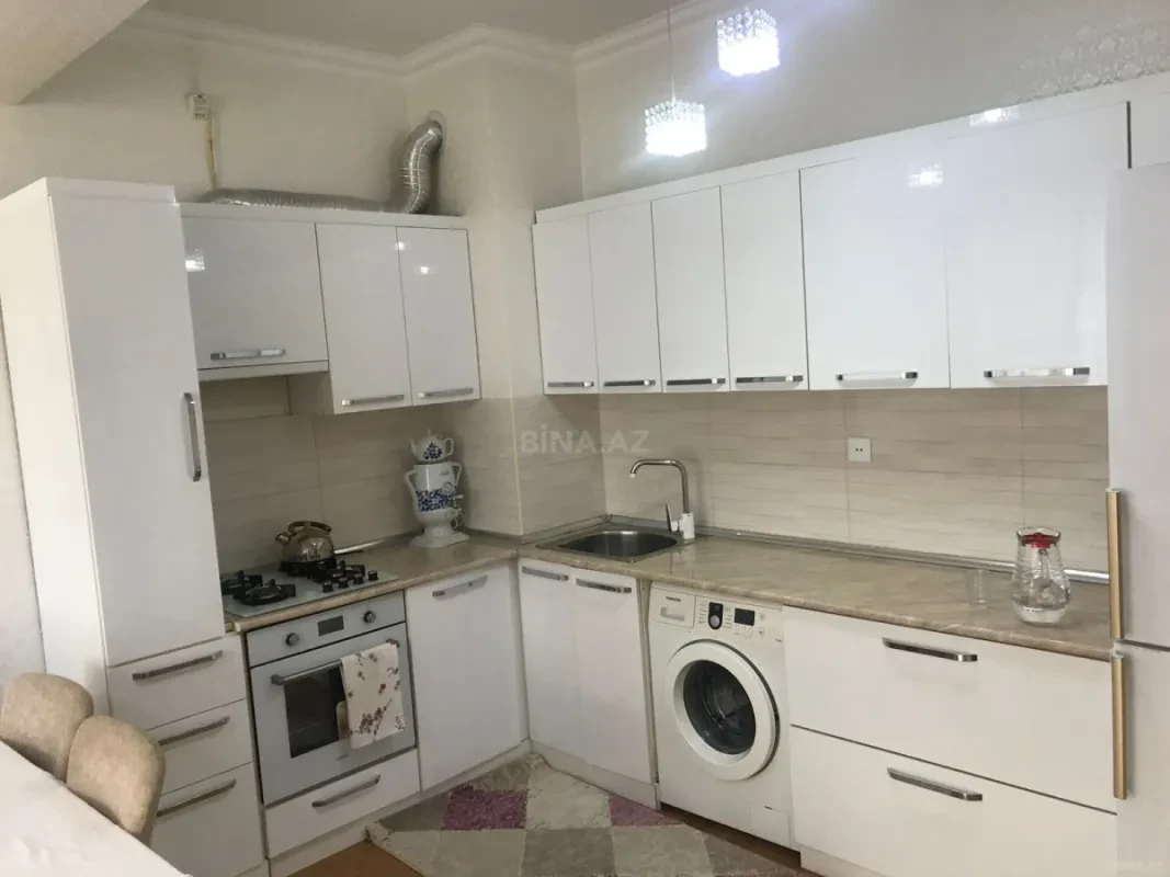 Kirayə verilir 2 otaqlı mənzil 55 m²